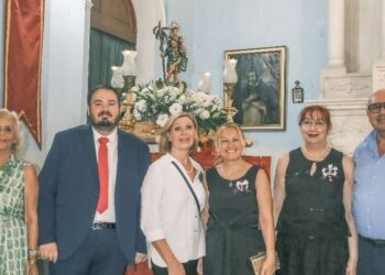 Sant Bult acompaña a San Cristóbal en su día grande en Valencia