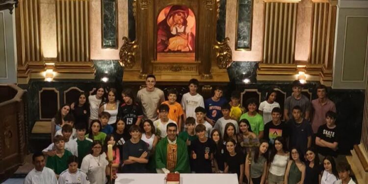 El alumnado de 2º de ESO del Colegio San José de Calasanz de Valencia revive las raíces de San José de Calasanz en una jornada de convivencia y crecimiento espiritual