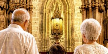 El Jubileo del Santo Cáliz centra la celebración diocesana de la Jornada Mundial de los Abuelos