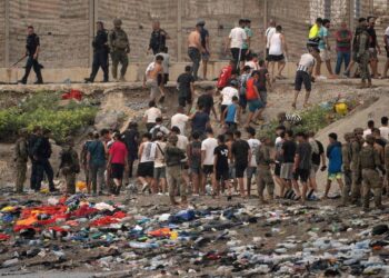 La Conferencia Episcopal exige una respuesta humanitaria tras el colapso migratorio en la frontera sur, mientras la Moncloa elude responsabilidades estructurales
