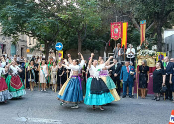 El barrio de la Trinidad de Valencia celebra San Cristóbal