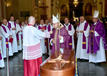 El Arzobispo preside la misa exequial del sacerdote valenciano Emilio Aliaga Girbés