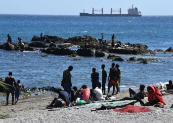 Las comunidades religiosas de Ceuta se unen contra la crisis migratoria mientras el Gobierno todo lo ve bien