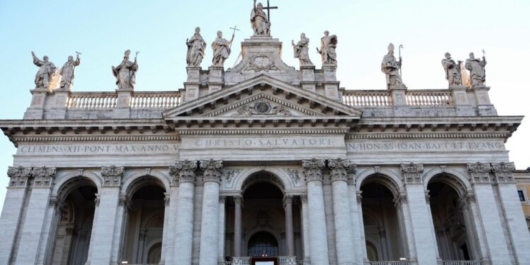 Roma refuerza la cercanía entre la diócesis y el Papa ante las emergencias sociales de la ciudad