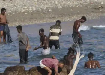 El Delegado de Migraciones de Valencia alza la voz sobre Ceuta: "El Estado no ha actuado"