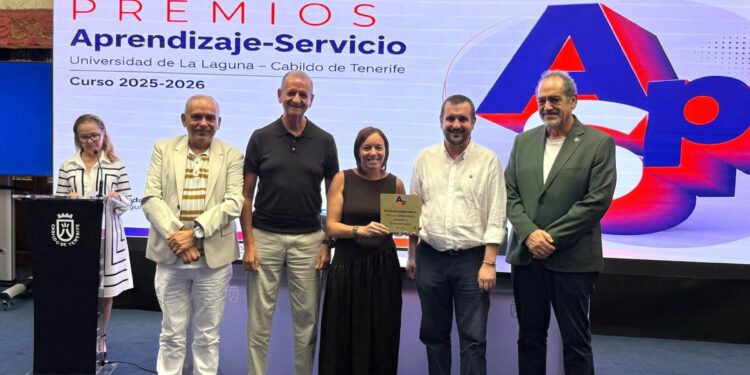 Salesianos La Orotava y Bosco Global, galardonados por su Feria Escolar Solidaria de Artesanía