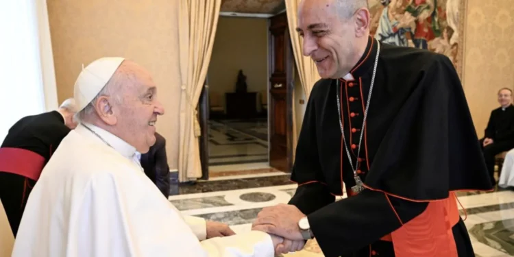 El lado más íntimo de Francisco: salen a la luz sus diarios personales tras su fallecimiento