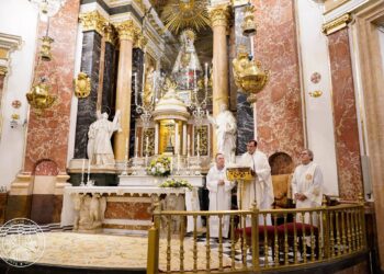 La Real Basílica acoge la Misa por el Trabajo Decente en el marco de la Jornada Mundial impulsada por diversas organizaciones eclesiales