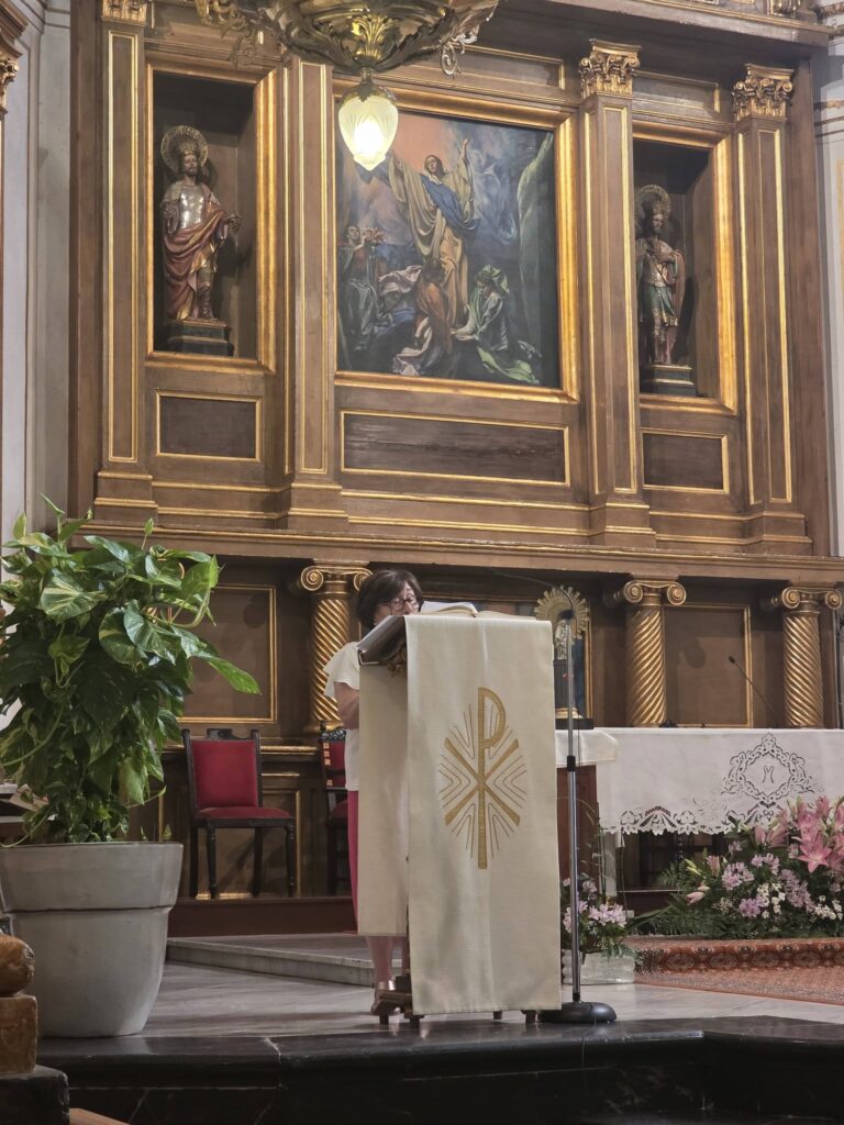 Festividad de la Virgen del Pilar y Día de la Hispanidad en Ontinyent (Valencia) 8 841317454 1571685054998183 2320291607670586822 n