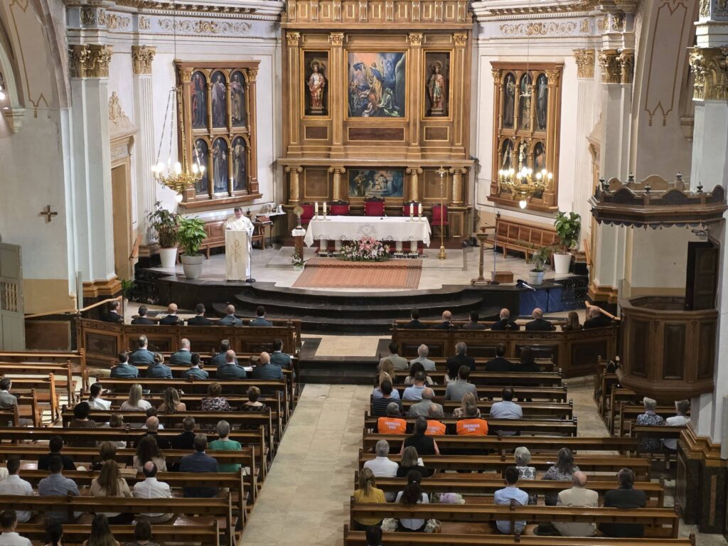 Festividad de la Virgen del Pilar y Día de la Hispanidad en Ontinyent (Valencia) 5 843840803 1571685314998157 7317929277522581810 n