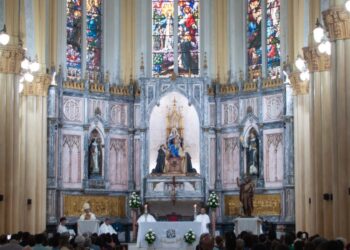 La parroquia de San Juan Bautista y Santo Domingo de Guzmán celebra los 100 años de su templo