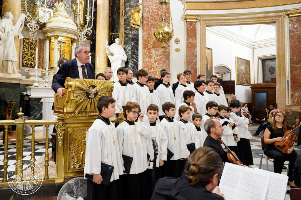 Las voces de la Escolanía rinden homenaje a los 325 años de la cúpula de Palomino 6 865140498 1145309338003878 6465899543752022838 n